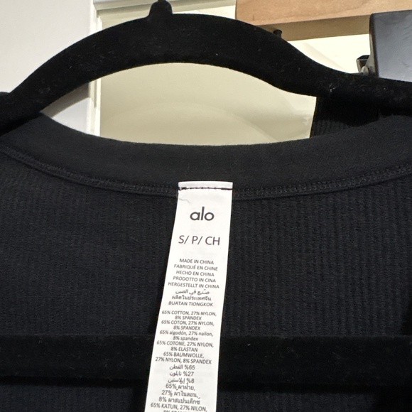 ALO Yoga Seamless Ribbed Cropped Serene Short Sleeve + Ribbed Leggings XS S NWT - Picture 2 of 7